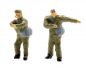 Preview: NVA Soldaten für Waggon, 2 Modellbahnfiguren handbemalt, Spur TT, 1:120
