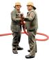 Preview: Feuerwehrmann BRD C-Rohr, 2 Modellbahnfiguren handbemalt, Spur 0 (Null), 1:45