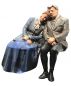 Preview: Nickerchen, 2 Stück Modellbahnfiguren sitzend handbemalt, Spur 0 (Null), 1:45