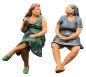 Preview: Schwatztanten, 2 Modellbahnfiguren sitzend handbemalt, Spur 0 (Null), 1:45