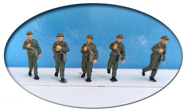 NVA, 5 marschierende Soldaten, Spur H0, 1:87