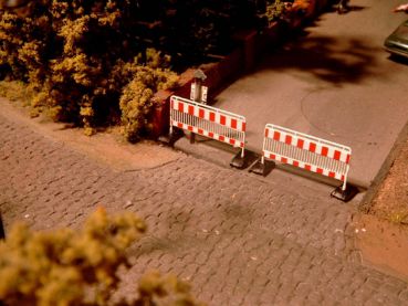 Preview: Absperrgitter Typ 2, Bausatz für 8 Felder, Spur N, 1:160