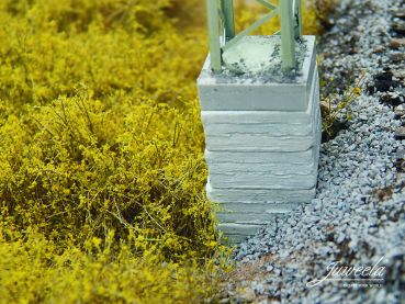 Preview: Betonsockel für Oberleitungsmasten (Ausgleichsockel) klein, 15 Stück, Spur H0, 1:87