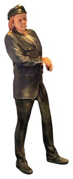 Lokführerin DR, Modellbahnfigur handbemalt, Spur 0 (Null), 1:45