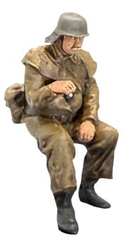 Preview: Feuerwehrmann DDR Beifahrer, Modellbahnfigur handbemalt, Spur 0 (Null), 1:45 Preview: Feuerwehrmann DDR Beifahrer, Modellbahnfigur handbemalt, Spur 0 (Null), 1:45