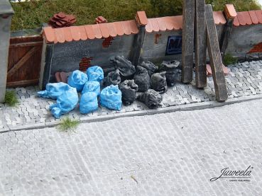 Preview: Müllsäcke, 10 Stück schwarz, 10 Stück blau, Spur 0 (Null), 1:45 Preview: Müllsäcke, 10 Stück schwarz, 10 Stück blau, Spur 0 (Null), 1:45