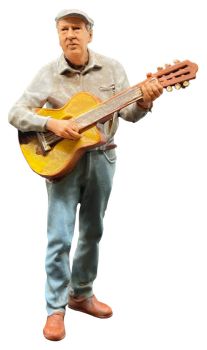 Musiker Ralfi mit Gitarre, Modellbahnfigur handbemalt, Spur 0 (Null), 1:45