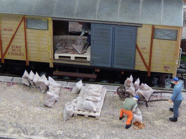 Preview: Säcke gefüllt, flexibel aus Stoff, 25 Stück, Spur 0 (Null), 1:45 Preview: Säcke gefüllt, flexibel aus Stoff, 25 Stück, Spur 0 (Null), 1:45