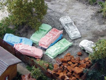 Preview: Schrottautos BRD bunt, farbig gemischt, 12 Stück, Spur H0, 1:87