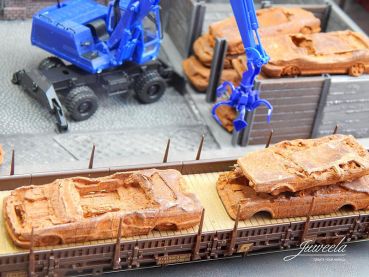 Preview: Schrottautos BRD, rostig Echtrost, 6 Stück, Spur H0, 1:87