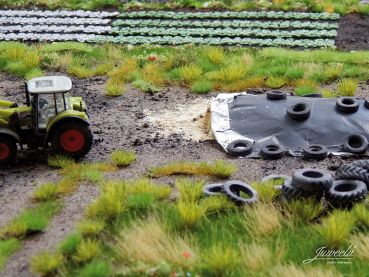 Preview: Silagehaufen grün mit Abdeckfolie und Reifen, 3 Stück, Spur H0, 1:87
