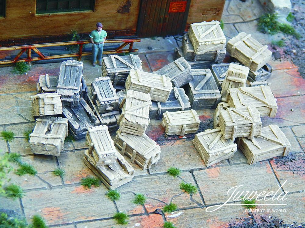 Alte Holzkisten hell und dunkel, je 16 Stück, Spur H0, 1:87