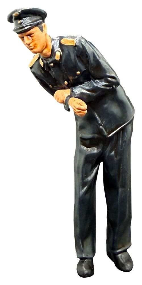 Lokführer 1 stehend DR, Modellbahnfigur handbemalt, Spur 0 (Null), 1:45