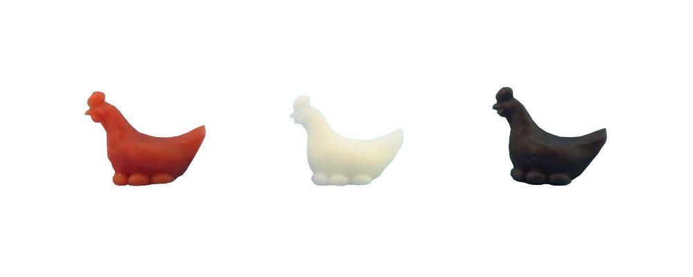 Huhn 3 Stück brütend auf Eier, braun schwarz weiss unbemalt, Spur 0 (Null), 1:45