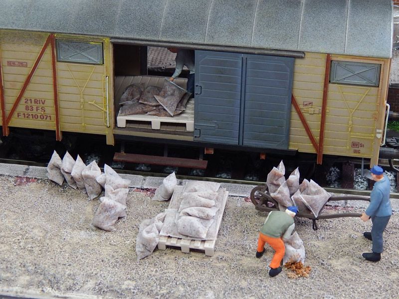 Säcke gefüllt, flexibel aus Stoff, 25 Stück, Spur 0 (Null), 1:45