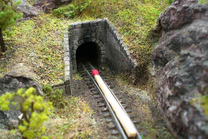 Tunnelportal eingleisig, Spur T, 1:480